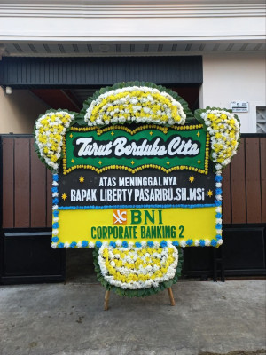 Papan Bunga Duka di Sentajo Raya