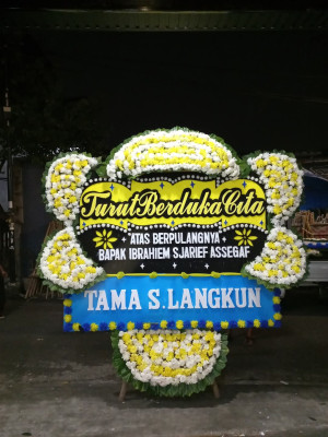 Papan Bunga Duka di Sentajo Raya